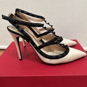 Valentino ankle strap rockstud pump